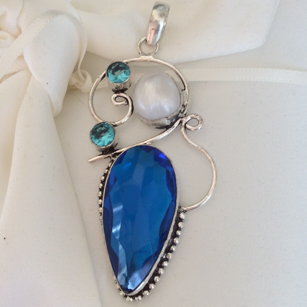 Blue Topaz and Pearl Sterling Silver pendant w/ Chain 925